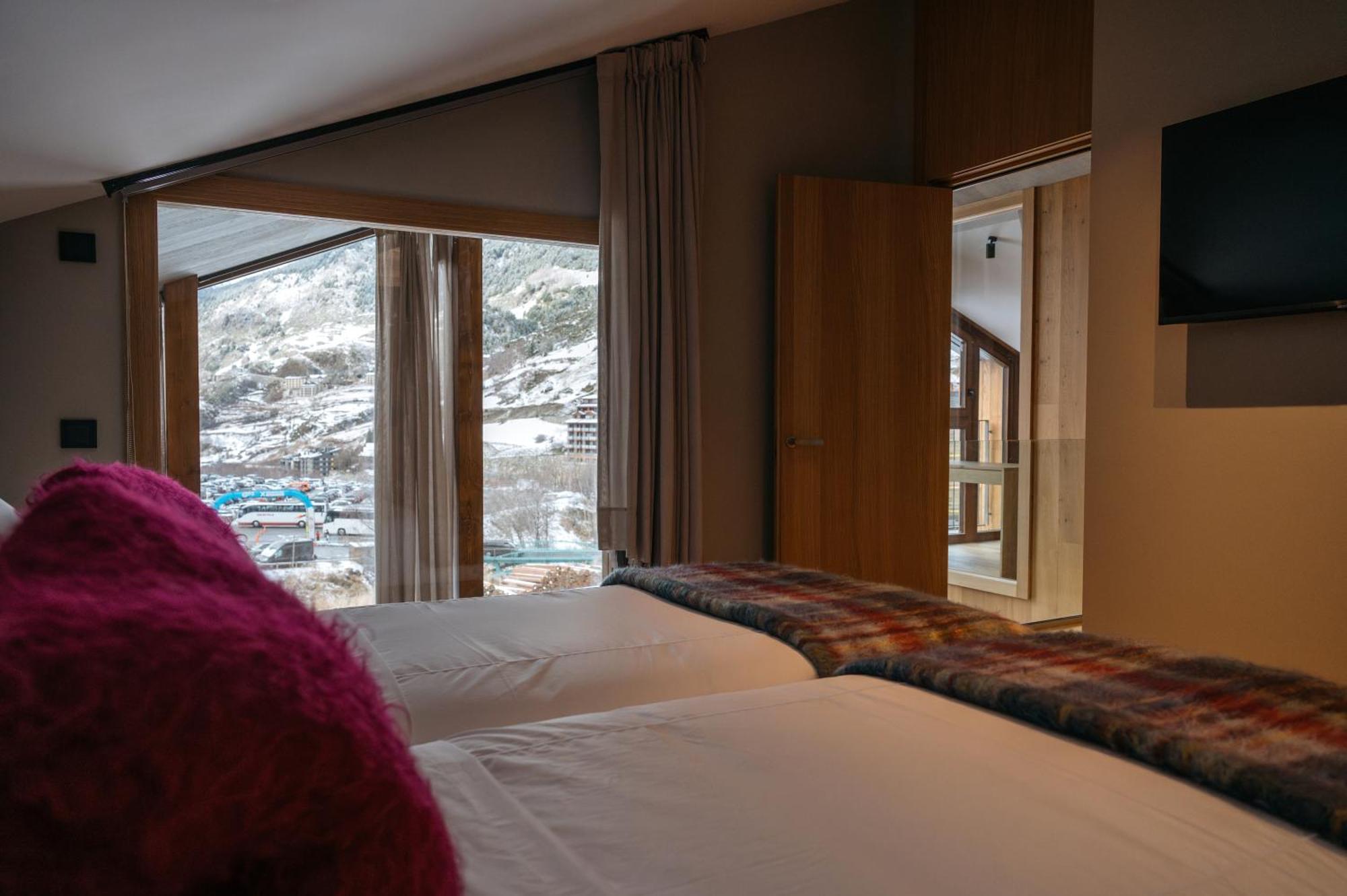 Isard Residences & Spa By Vip Residences Ел Тартер Екстериор снимка