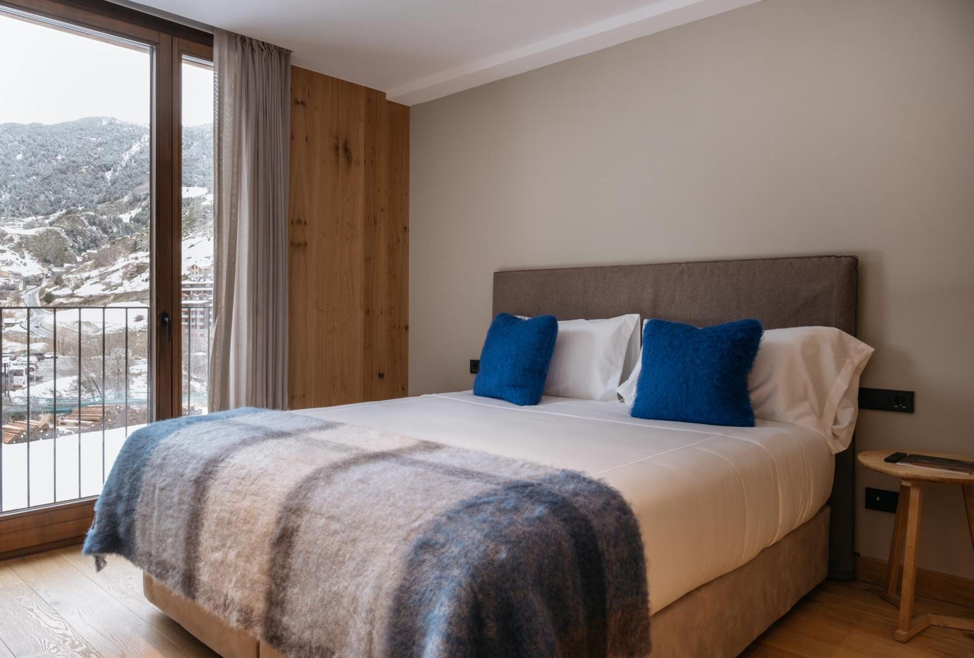Isard Residences & Spa By Vip Residences Ел Тартер Екстериор снимка