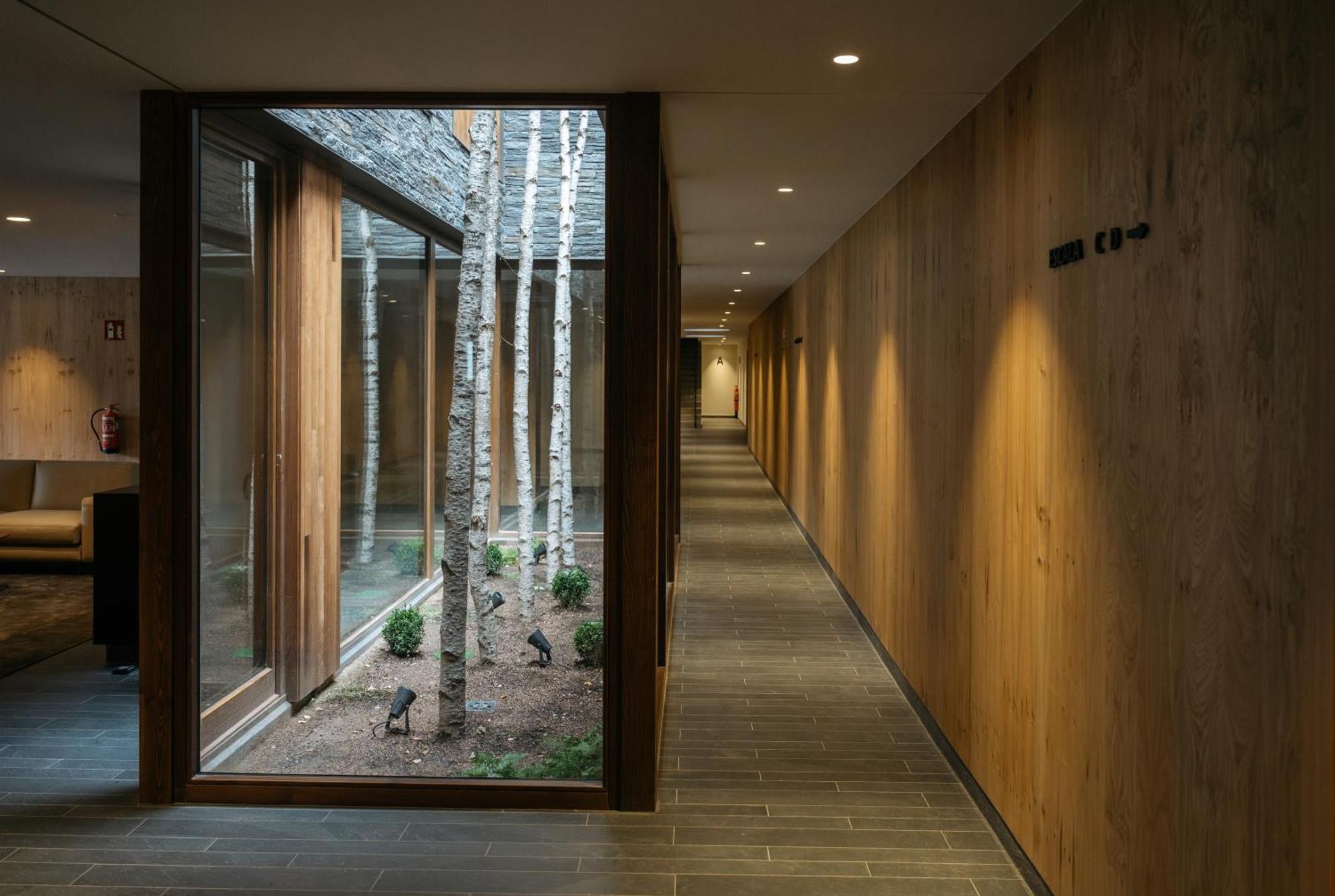Isard Residences & Spa By Vip Residences Ел Тартер Екстериор снимка